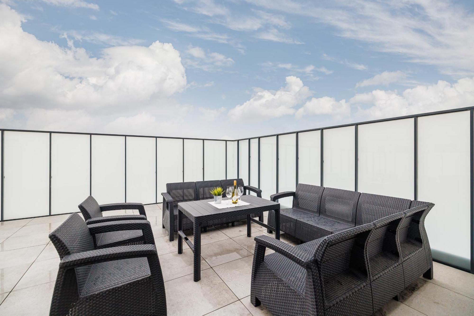 Апартаменты Ina Rent - Przystan Letnica Гданьск Экстерьер фото